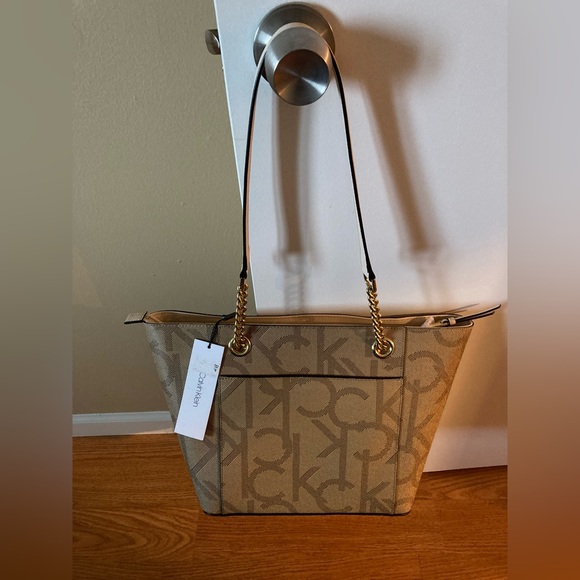 Calvin Klein Handbags - New Calvin Klein Large Saffiano Leather Top Zip Chain Tote-Brown Monogram Print